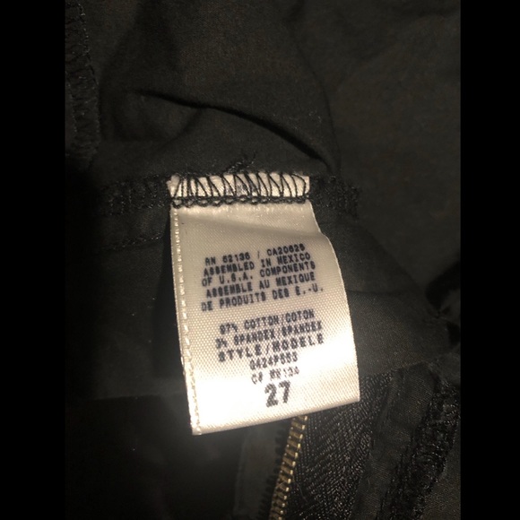 Guess Mini Skirt - Picture 3 of 3